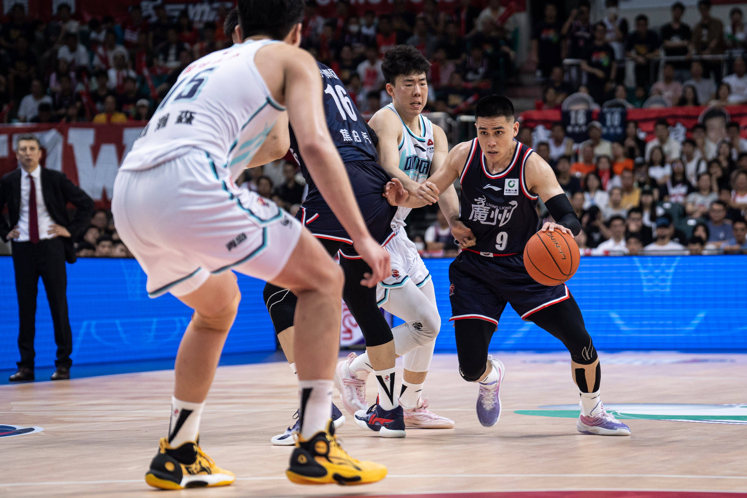 之间的告别 之间的告别